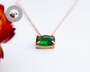 Emerald Quartz Necklace | Emerald Necklace | Emerald | Quartz Necklace | Gemstone Necklace | Necklace | Quartz | Gift For Her - Image 4