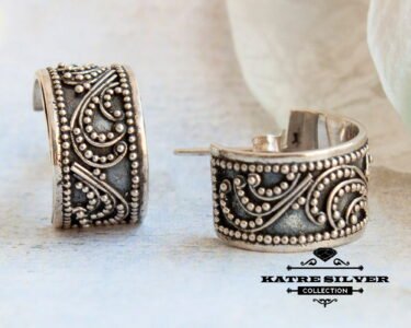 vintage hoop earrings 1980s small sterling silver hoop earrings