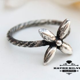 Antique Silver Flower Ring, Antique Floral Ring, Vintage Flower Ring, Vintage Floral Ring, Silver Flower Ring, Antique Ring, Statement Ring