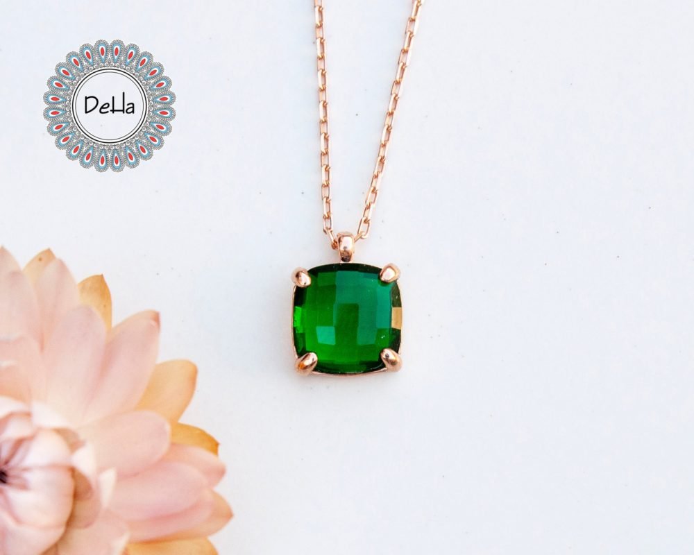 Emerald Quartz Necklace | Emerald Necklace | Emerald | Quartz Necklace | Gemstone Necklace | Necklace | Quartz | Gift For Her