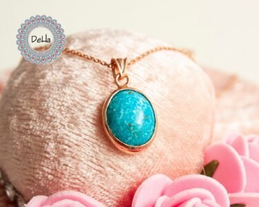 Turquoise Rose Gold Southwest Pendant, Turquoise Pendant, Turquoise Necklace, Turquoise Jewelry, Turquoise Gift, Rose Gold Jewelry, Pendant - Image 2