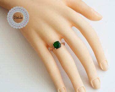 Emerald Quartz Ring, Green Quartz Ring, Emerald Quartz, Emerald Cut Ring, Emerald Cut, Quartz Ring, Minimalist Ring, Dainty Ring, Statement - Image 2