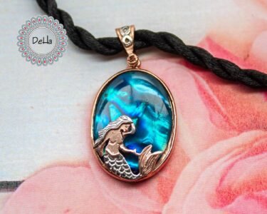 Rose Gold Mermaid, Sea Life Pendant, Natural Sea Shell, Sea Shell Pendant, Mermaid Pendant, Art Pendant, Sea Shell, Mermaid Gift - Image 2