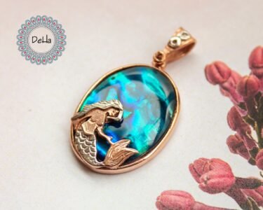 Rose Gold Mermaid, Sea Life Pendant, Natural Sea Shell, Sea Shell Pendant, Mermaid Pendant, Art Pendant, Sea Shell, Mermaid Gift - Image 4