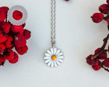 white daisy necklace 925 sterling silver flower pendant
