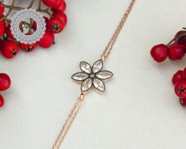 Elegant Rose Flower Bracelet – Dainty Floral Minimal Bracelet Gift for Women - Image 2