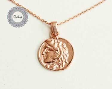 Elegant Coin Pendant Necklace – Antique Style Rose Gold Minimal Vintage Necklace - Image 6