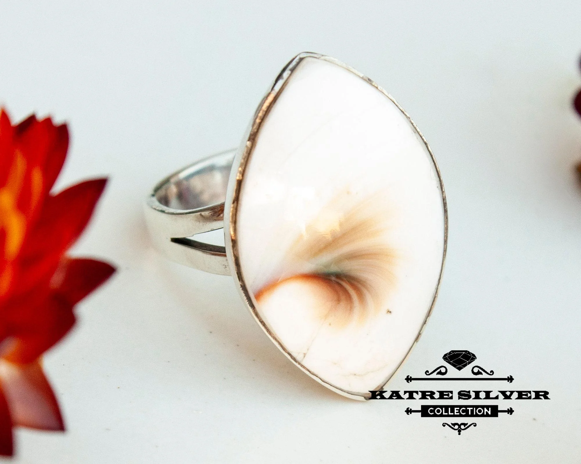 Statement Ceramic Ring, Feather Ring, Statement Ring, Ceramic Jewelry, Handmade Ring, Statement Jewellery, White Ring, One of a Kind, Unique