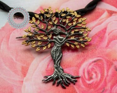 Tree of Life Brooch, Silver Tree Brooch, Tree Brooch, Statement Brooch, Tree of Life Gift, Mothers Brooch, Vintage Brooch, Gift for Her - Image 2
