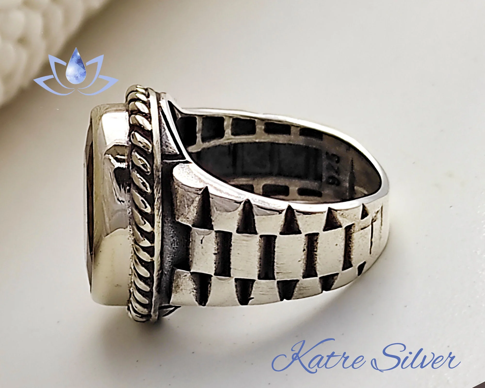Mens Color Change Diaspore Ring – Elegant Handmade Silver Watch Ring - Image 6