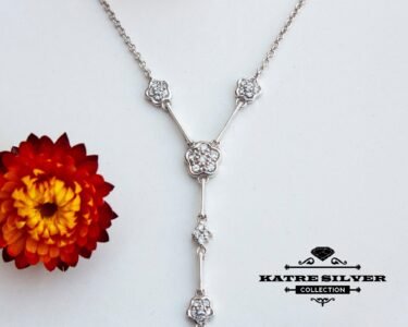 Flower Tassel Necklace, Long Tassel Necklace, Tassel Necklace, Flower Necklace, Long Necklace, Statement Necklace, Flower Pendant, Necklace - Image 3