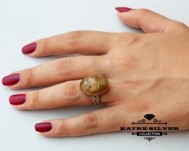 Golden Rutilated Quartz Ring, Statement Gemstone Ring, Handmade Silver Ring, Unique Quartz Ring, Luxury Jewelry for Women - Image 2