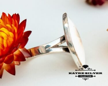 Ceramic Feather Ring, Statement Ceramic Ring, Handmade White Ring, Unique Statement Ring, Artistic Jewelry for Women - Image 8