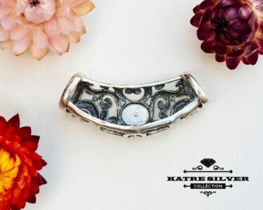 Horizontal Bar Necklace – Elegant Sycamore Silver Minimal Necklace for Women - Image 7