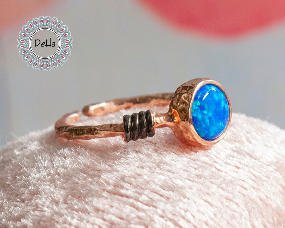 Opal Knuckle Ring, Knuckle Ring, Blue Opal Ring, Opal Ring, Stacking Ring, Adjustable Ring, Opal Jewelry, Birthstone Ring, Dainty Ring, Ring