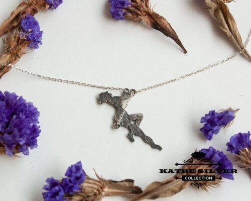Dainty Swinging Girl, Girl on Swing Necklace, Dainty Necklace, Delicate Necklace, Hanging Girl, Gift Ideas, Gymnastic Jewelry, Women Necklace - Image 3