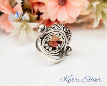 Sultanite Color Changing Ring 925 Sterling Silver – Vintage Oval Cut Mood Ring, Handmade Unique Gemstone Ring for Women - Image 9