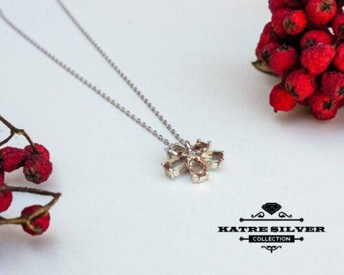 Sultanite Flower Necklace, Sultanite Necklace, Flower Necklace, Dainty Necklace, Everyday Necklace, Unique Necklace, Minimalist Necklace - Image 3