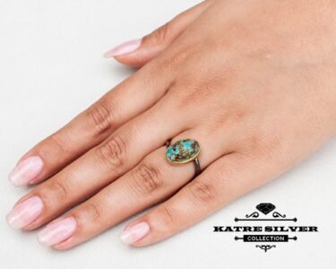 Oval Turquoise Ring, Navajo Ring, Turquoise Ring, Handmade Ring, Turquoise Jewelry, Statement Ring, Boho Ring, Natural Turquoise, Unique Ring - Image 2