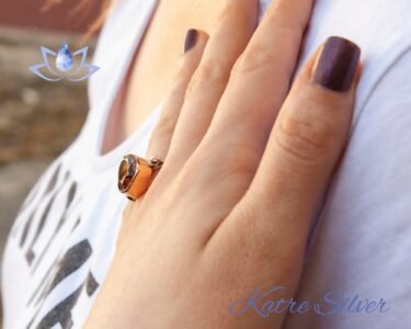 Zultanite Ring with Pear Cut Vintage Ring, Engagement Ring, Color Changing Diaspore Gem, Hand Made Ring, Color Changing Ring, Gift for Her - Image 6