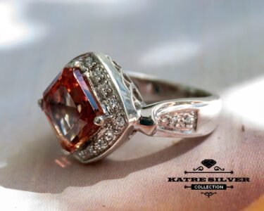 Stunning Square Sultanite Ring 925 Sterling Silver – Color Changing Diaspore Ring, Art Deco Geometric Statement Ring - Image 3