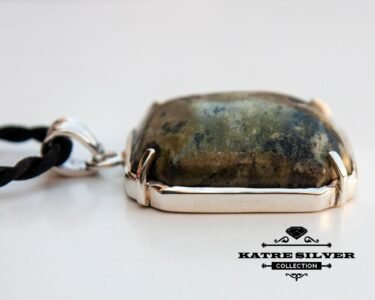 Stunning Serpentine Pendant 925 Sterling Silver – Natural Green Stone Necklace, Unique Statement Pendant Gift for Her - Image 3