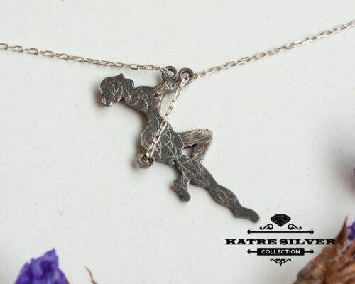 Dainty Swinging Girl, Girl on Swing Necklace, Dainty Necklace, Delicate Necklace, Hanging Girl, Gift Ideas, Gymnastic Jewelry, Women Necklace - Image 4