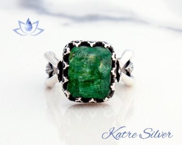 Mens Emerald Ring, Natural Green Emerald, Ethical Mens Ring, Rustic Mens Ring, Game of Thrones Ring, Amazing Design, Birthstone Men Ring - Image 3