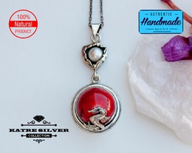 Red Coral Pendant Seahorse Necklace, Seahorse Jewelry, Red Coral Necklace, Coral Pendant, Coral Necklace, Red Coral Jewelry,Vintage Necklace