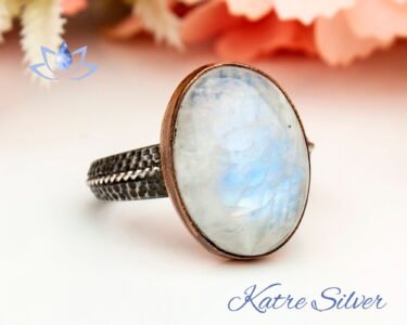 Oval Moonstone Ring, Rainbow Moonstone Ring, Moonstone Ring Silver, Natural Moonstone Ring, Engagement Ring, Birthstone Ring, Gift for Her