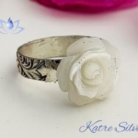 Natural Nacre Ring, Pearl Rose Ring, Mother of Pearl, Dainty Pearl Ring, Pearl Ring, Pearl Jewelry, Vintage Ring, Gift For Her