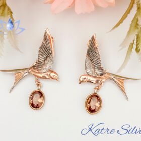 Color Change Stone Dove Bird Animal Earrings, Color Changing Designer Earrings, Animal Stud Earrings, Bird Earrings, Bird Lover Gift