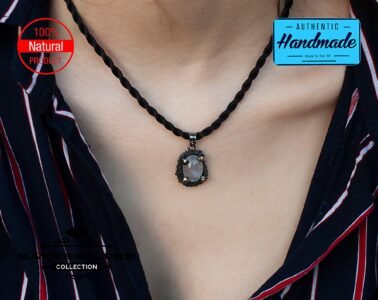 Raw Dainty Vintage Moonstone Pendant, Oval Moonstone, Handmade Moonstone, Moonstone Pendant, Moonstone Jewelry, Handmade Pendant, Natural - Image 2