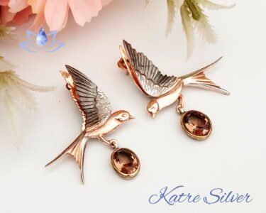 Color Change Stone Dove Bird Animal Earrings, Color Changing Designer Earrings, Animal Stud Earrings, Bird Earrings, Bird Lover Gift - Image 3