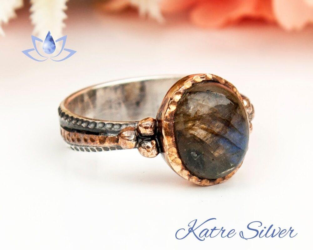 Sterling Silver Oval Labradorite Ring, Labradorite Ring, Natural Labradorite Ring for Women, Sterling Silver Ring, Boho Ring, Statement Ring