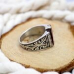 Handmade Fire Amber Ring for Men: Patterned Sterling Silver Band - Image 6