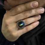 Handmade Sterling Silver Men's Ring: Oval Labradorite Gemstone - Image 6