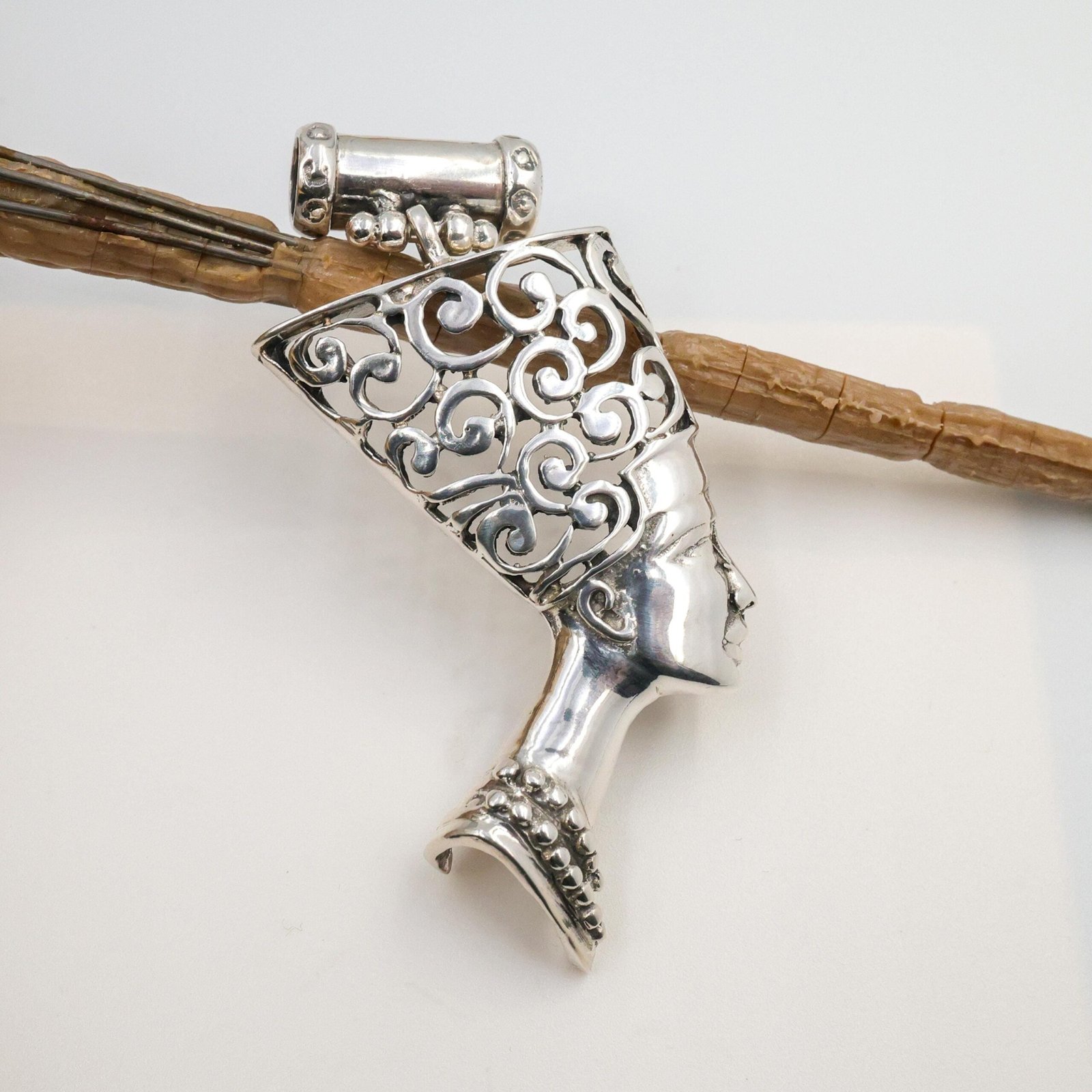 nefertiti-necklace-sterling-silver Nefertiti necklace with sterling silver Egyptian Queen pendant